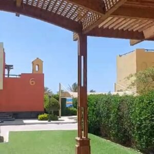 فيلا للايجلر قريه روزينا العين السخنه